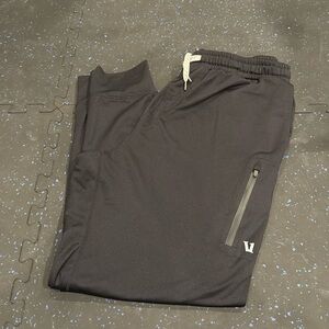 Vuori Men's Joggers Dark Grey Size XL